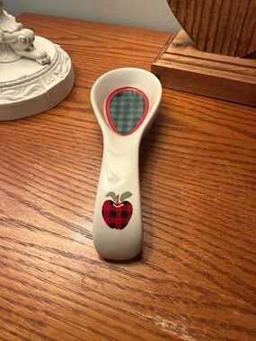 Ceramic Applejack Spoon Rest By International China
